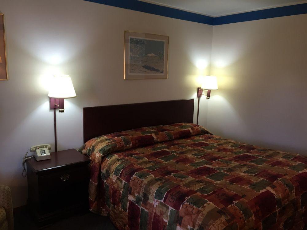 Foster Inn Monticello מראה חיצוני תמונה